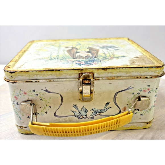 Vintage Thermos brand, Junior Miss (yellow Edge) 1966 Lunch Box No Thermos - Picture 5 of 7